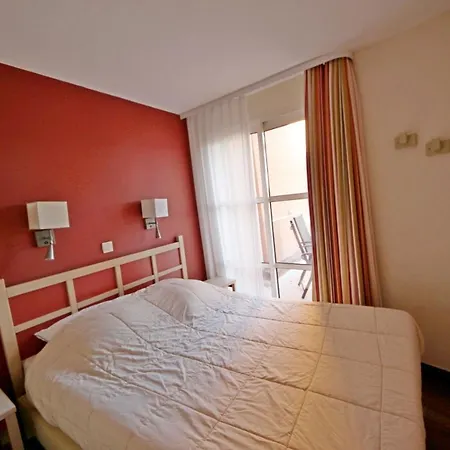 2m - C6 016 - 403la Appartement *